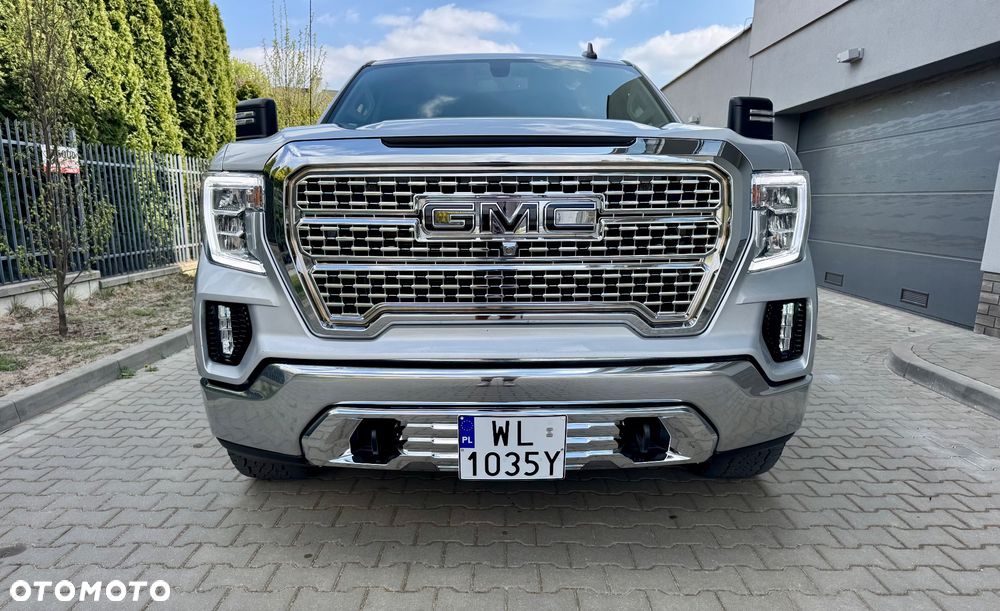 GMC Sierra - 11