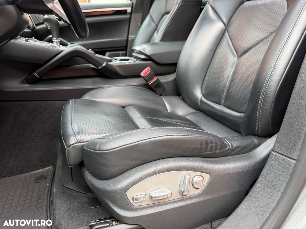 Porsche Cayenne Platinum Edition - 18