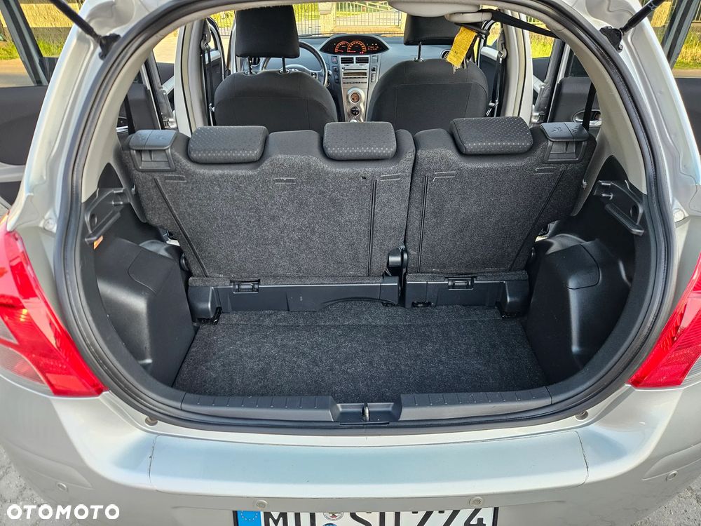 Toyota Yaris 1.33 Prestige - 21