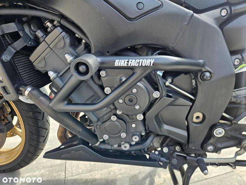 Yamaha FZ8 - 27