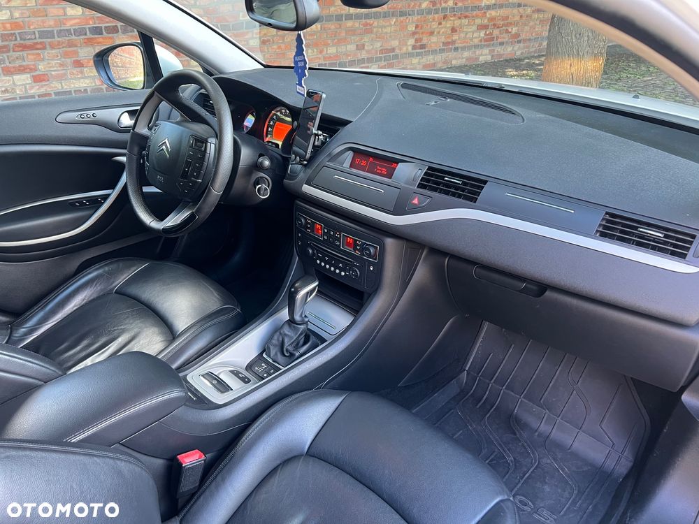 Citroën C5 2.0 HDi Exclusive - 10