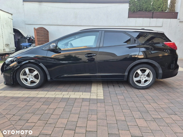 Honda Civic 1.8 Elegance (Honda Connect+)