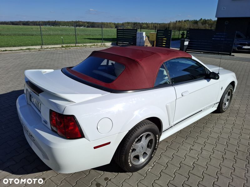 Ford Mustang 4.0 V6 - 9