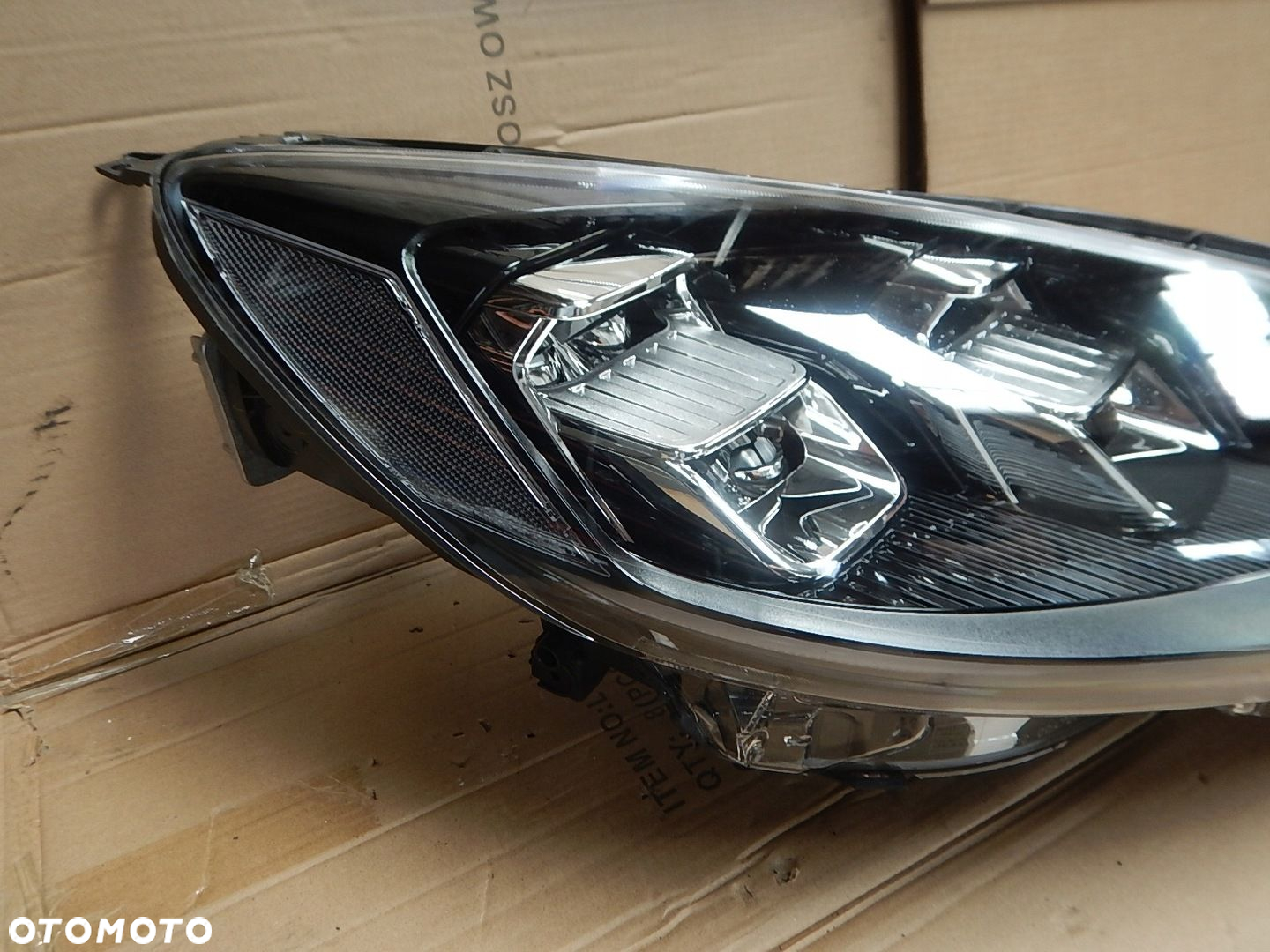 LAMPA PRZOD PRAWA FORD KUGA MK3 LV4B-13E014-FH LED EUROPA - 9