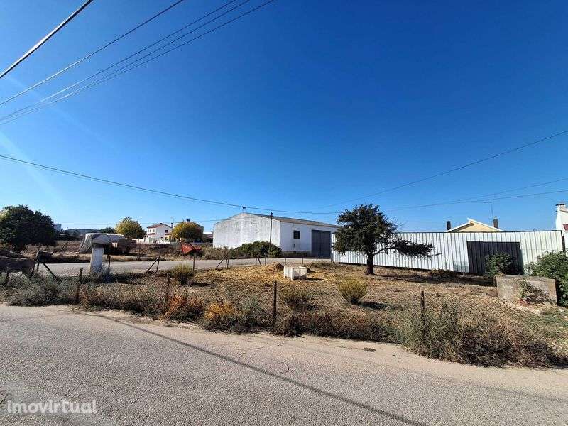 Vende-se terreno - Grande imagem: 3/7