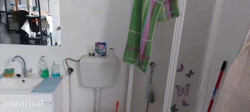 Garagem box água,esgoto/wc,energia, duche, pia/cozinha, casa de banho - Grande imagem: 2/5