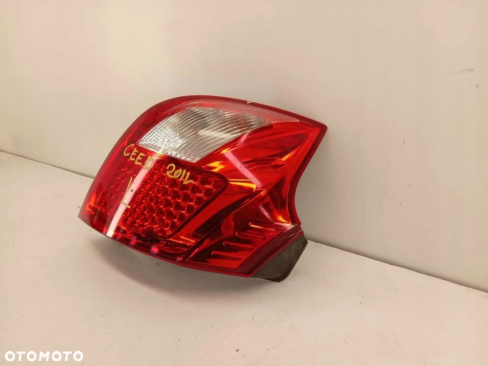 LAMPA LEWA TYLNA TYŁ KIA CEED I LIFT 9-12 - 5