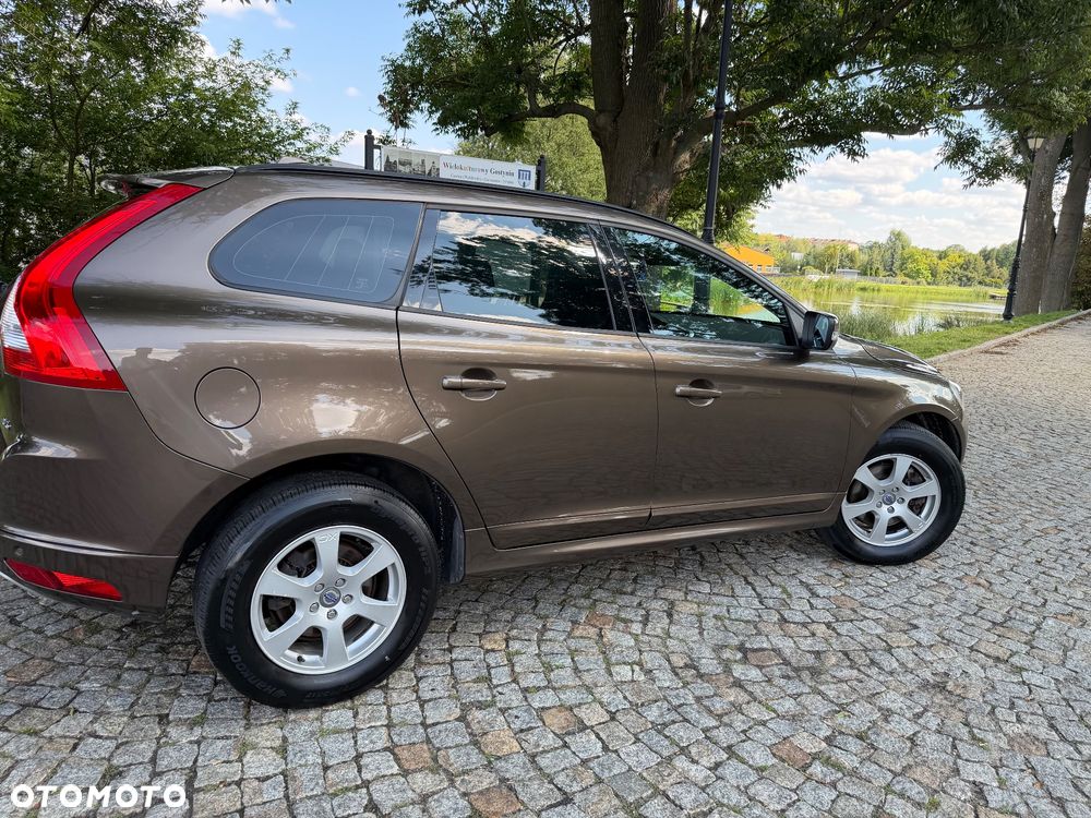 Volvo XC 60 D3 Geartronic Momentum - 35