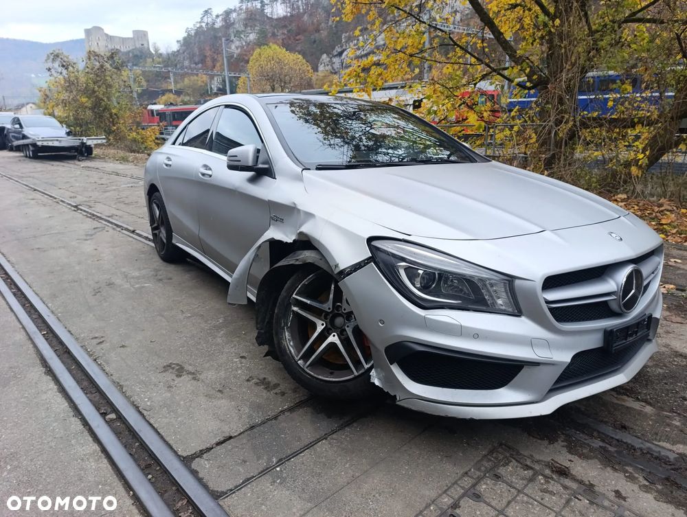 Mercedes-Benz CLA - 2