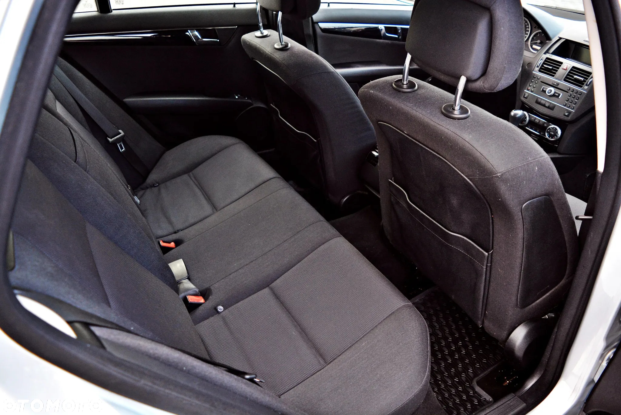 Mercedes-Benz Klasa C 200 CDI BlueEff Classic - 15