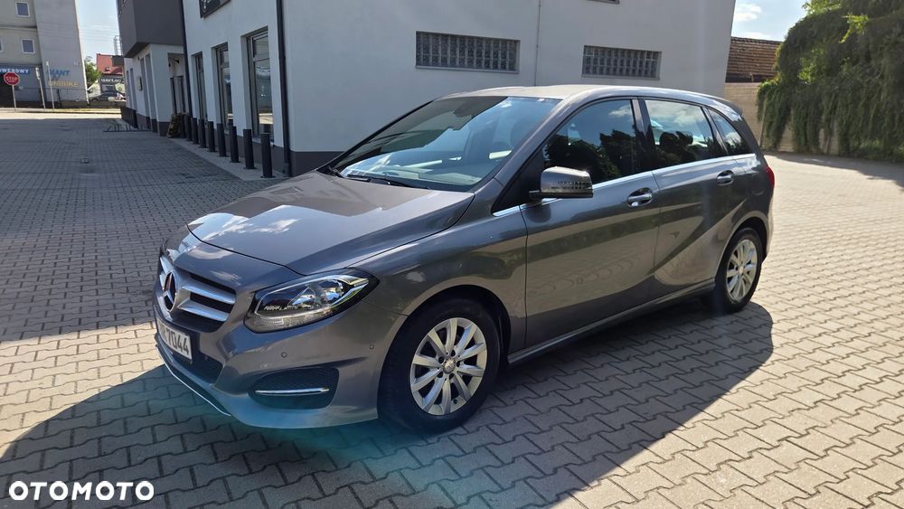 Mercedes-Benz Klasa B 180 (BlueEFFICIENCY) 7G-DCT - 2