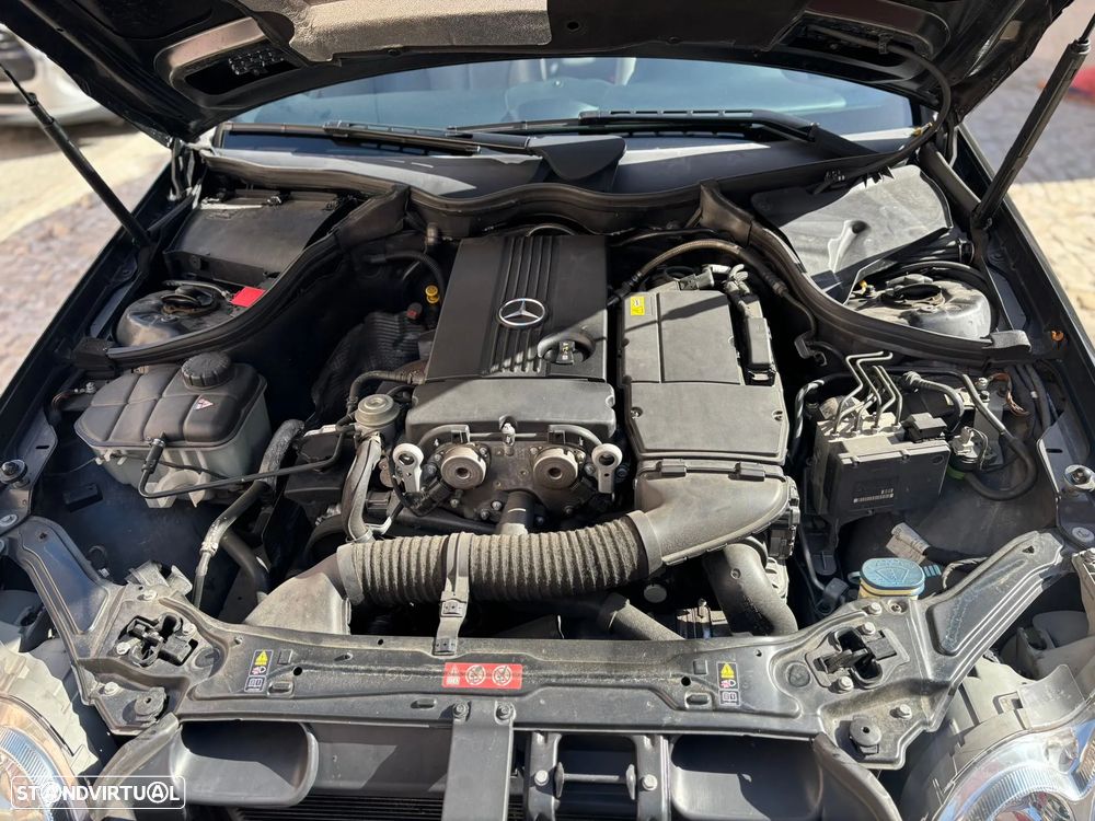 Mercedes-Benz CLK 200 K Avantgarde Aut. - 1