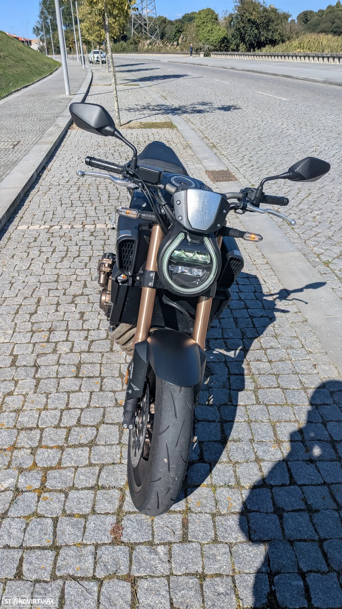 Honda CB 650R E-Clutch - 3