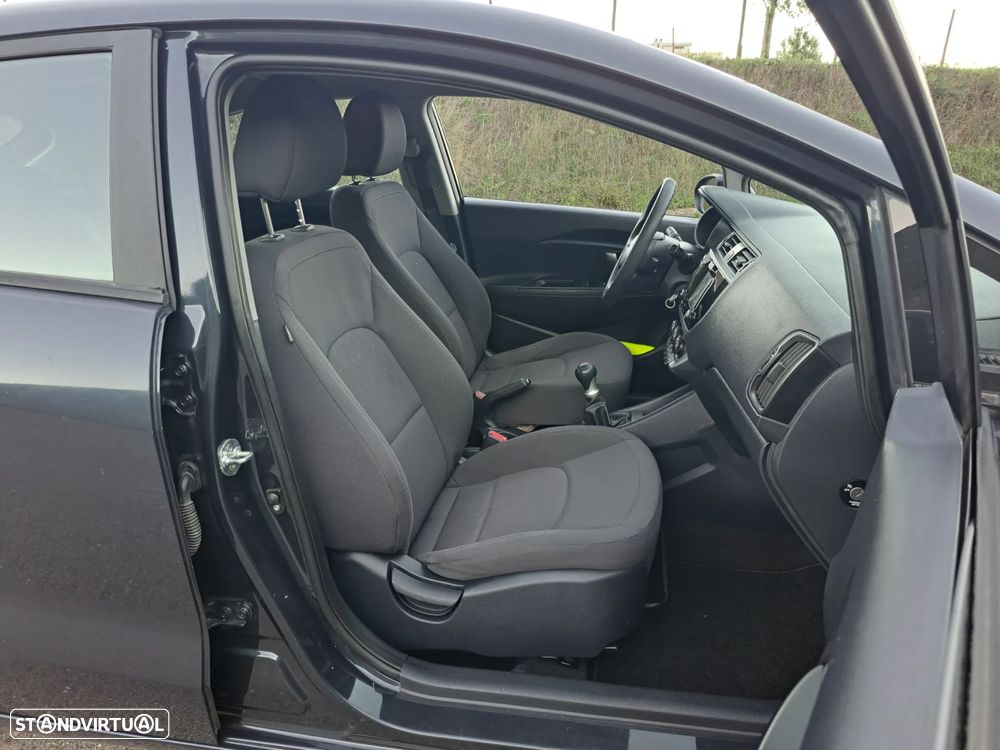 Kia Rio 1.2 CVVT LX - 14