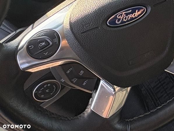 Ford Transit Connect - 11