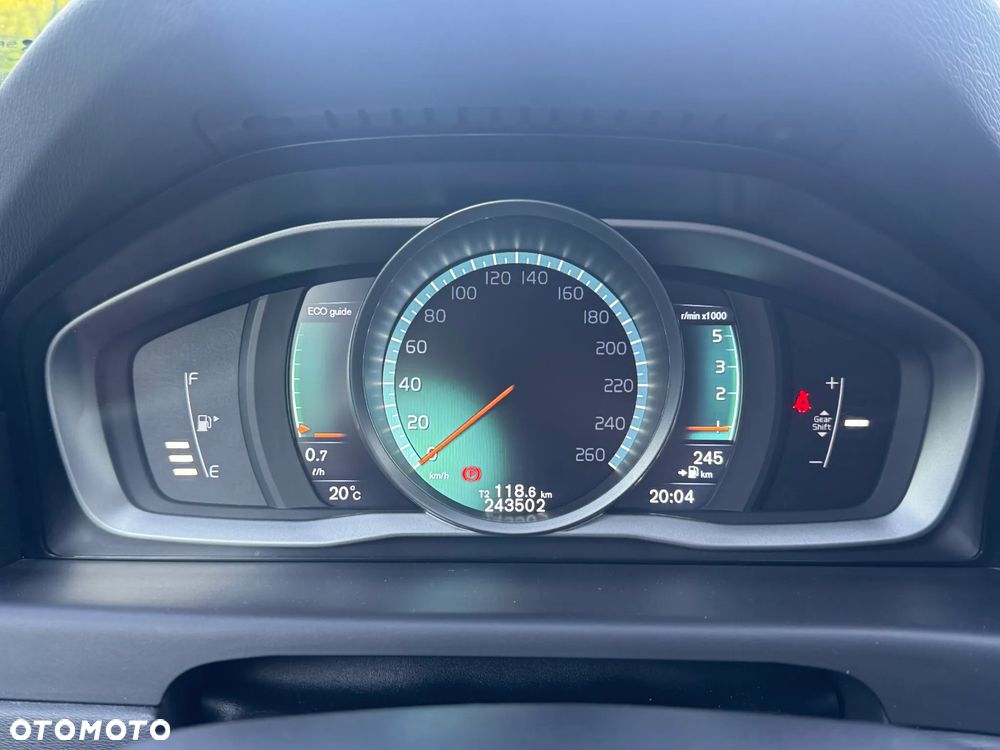 Volvo V70 D4 Drive-E Momentum - 23
