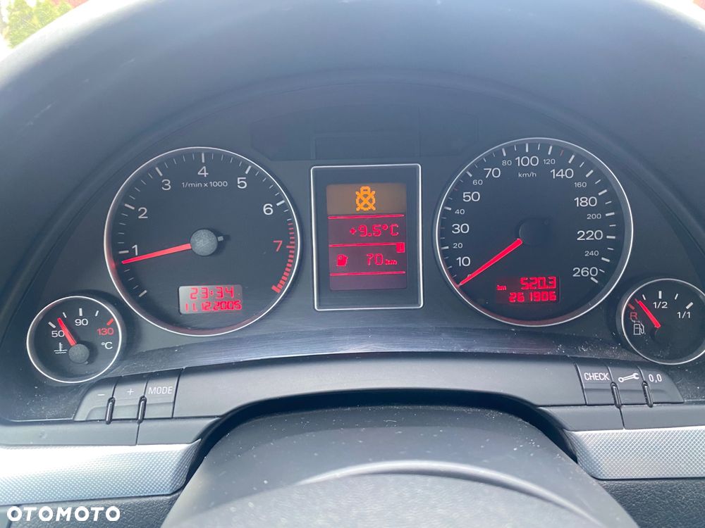 Audi A4 Avant 1.8 T quattro - 10