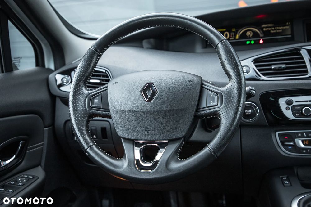 Renault Grand Scenic ENERGY TCe 130 BOSE EDITION - 13