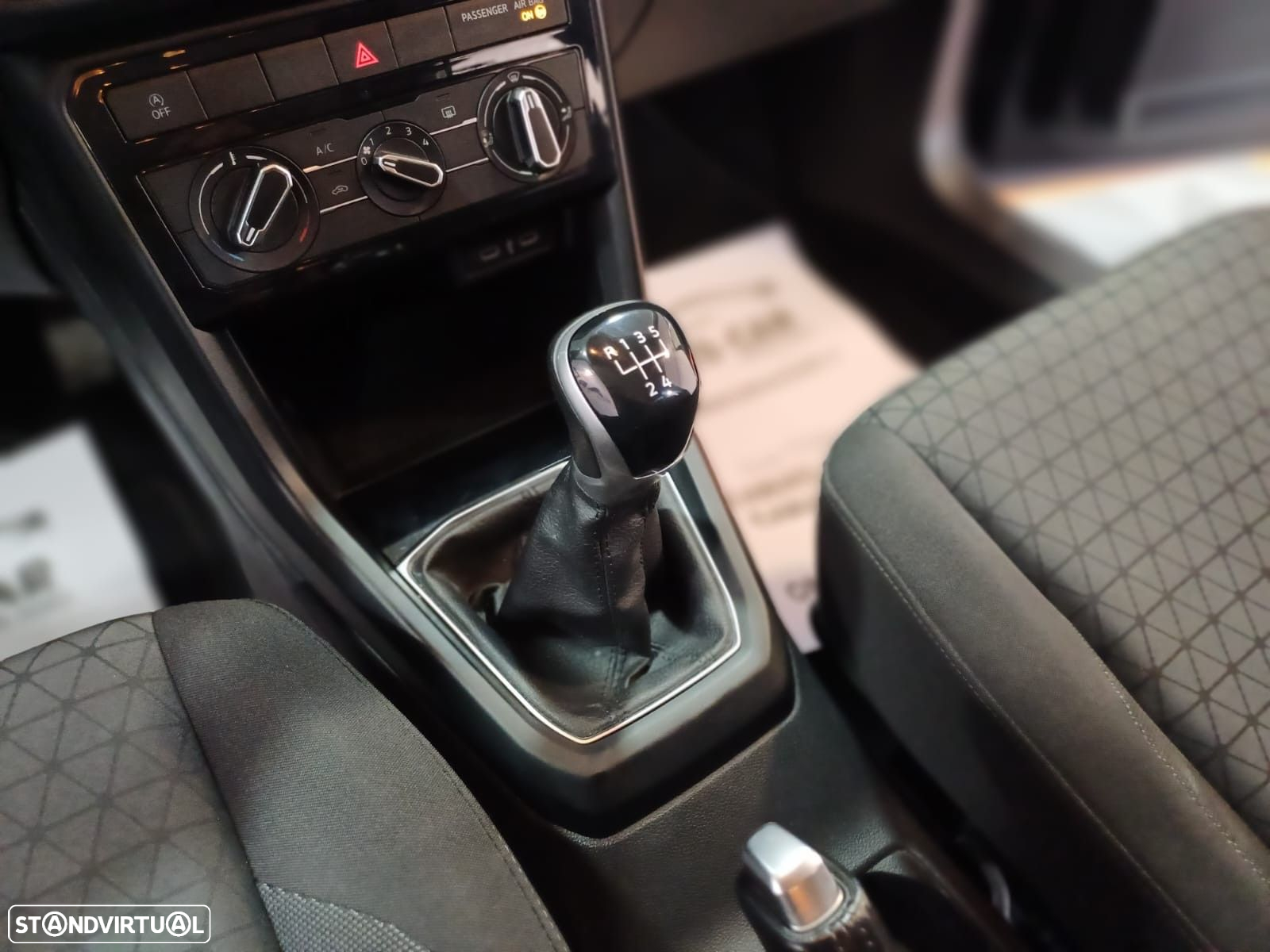 VW T-Cross 1.0 TSI Life - 20