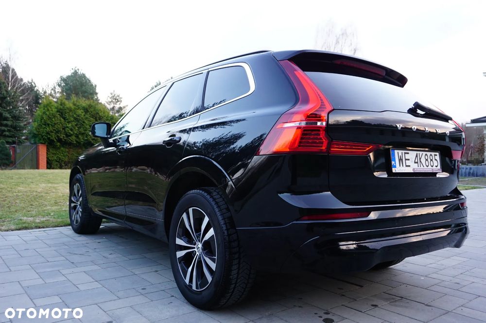 Volvo XC 60 B5 B AWD Momentum Pro - 12