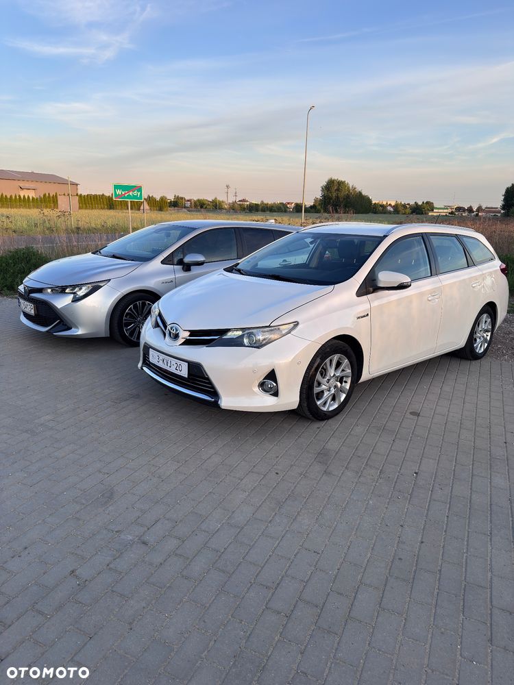 Toyota Auris 1.8 HSD Luna - 14