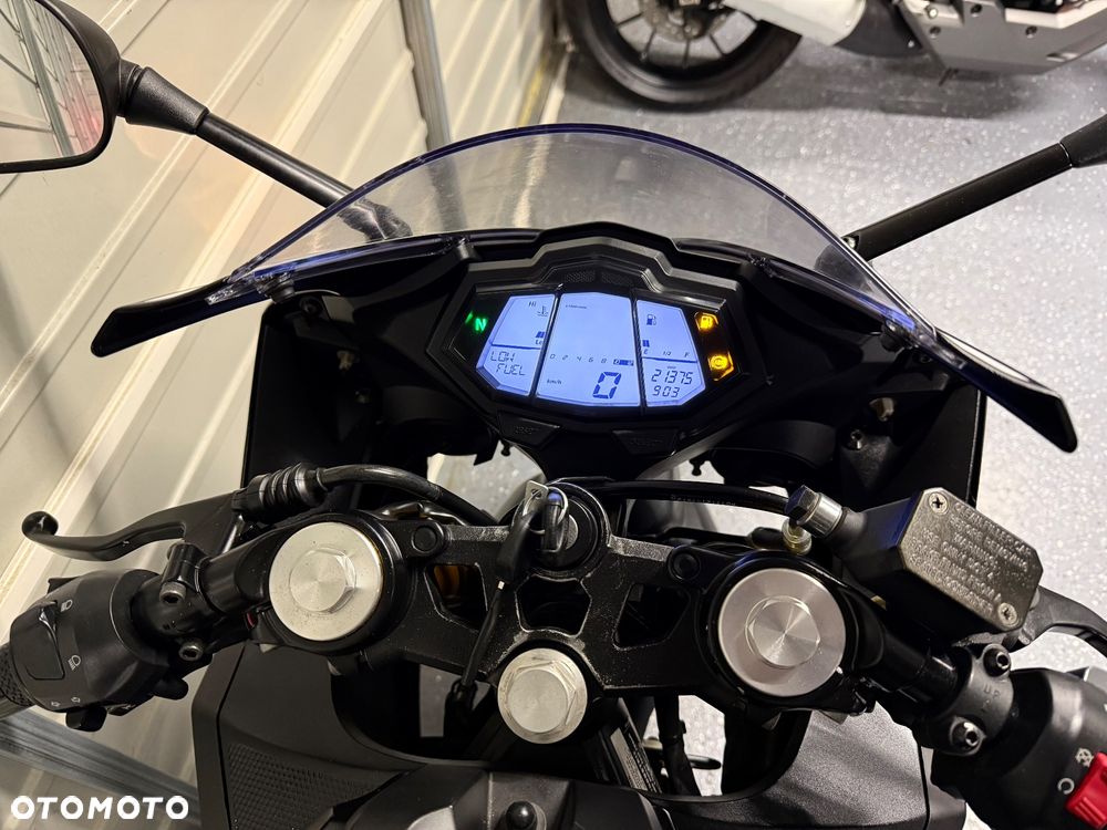 Yamaha R125 - 6