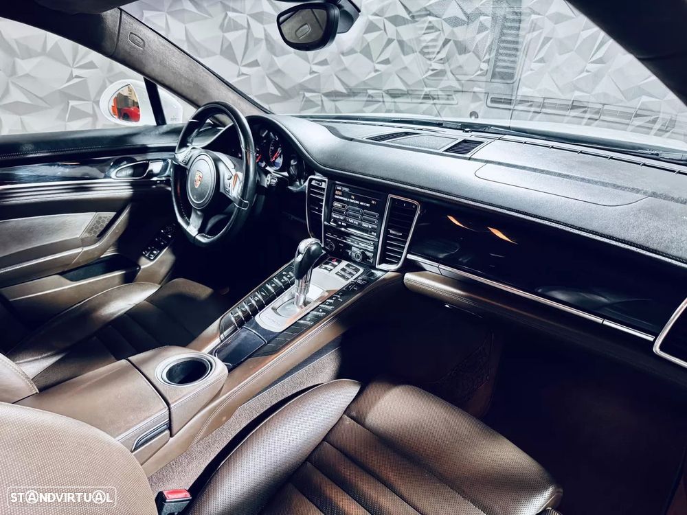 Porsche Panamera Diesel - 21