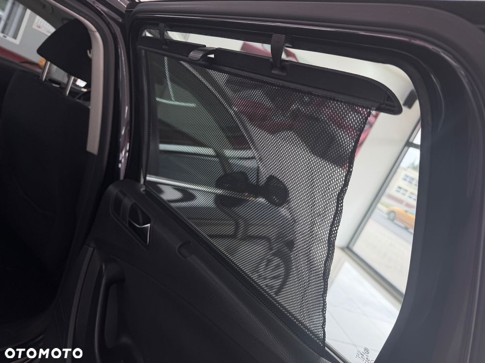 Volkswagen Passat - 10