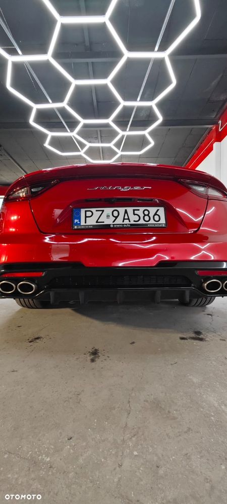 Kia Stinger 2.0 T-GDI GT Line - 6