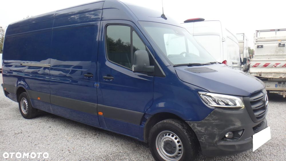Mercedes-Benz Sprinter - 3