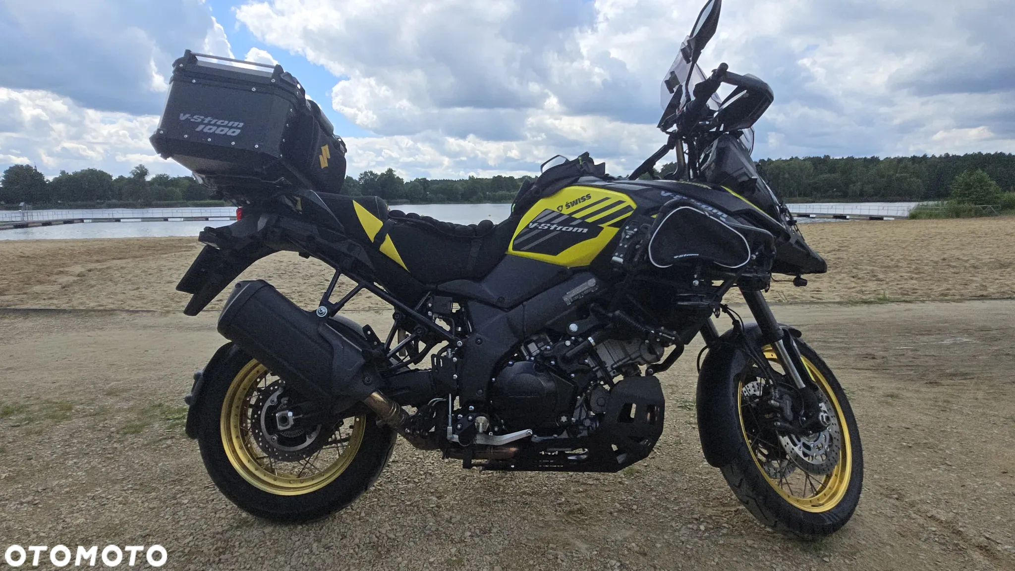 Suzuki V-STROM - 2