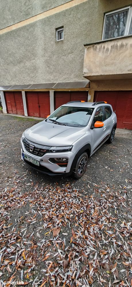 Dacia Spring Expression - 1