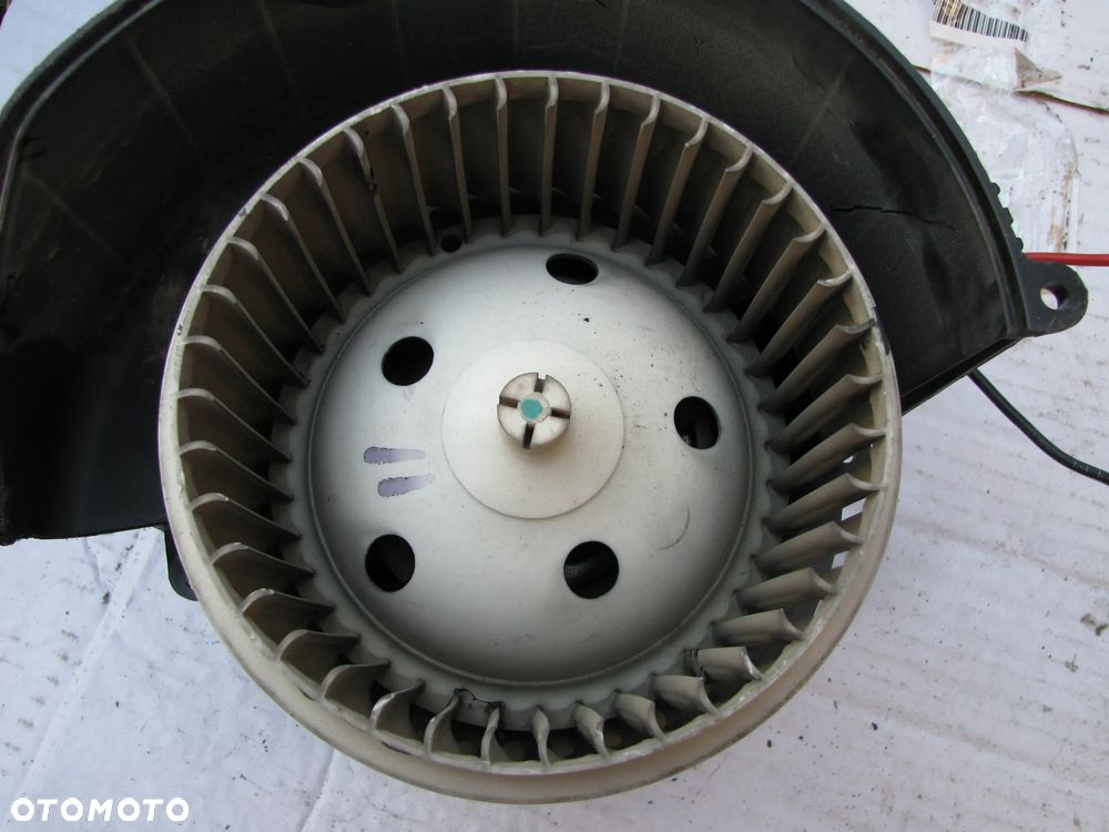 WENTYLATOR NAWIEWU OPEL ASTRA H III - 9