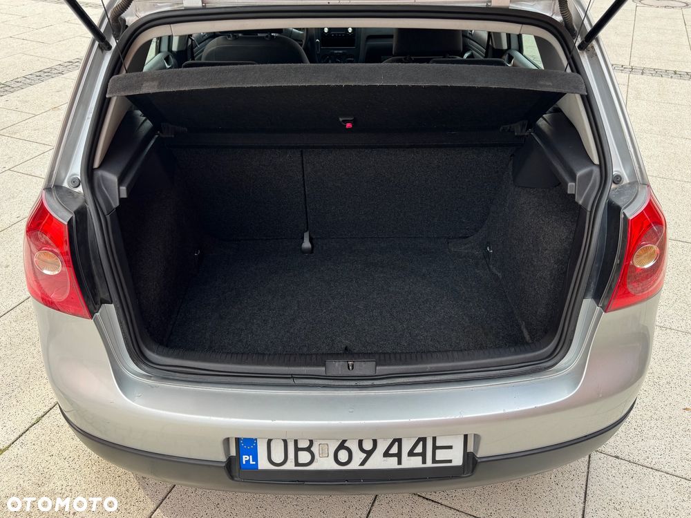 Volkswagen Golf 1.6 Comfortline - 15