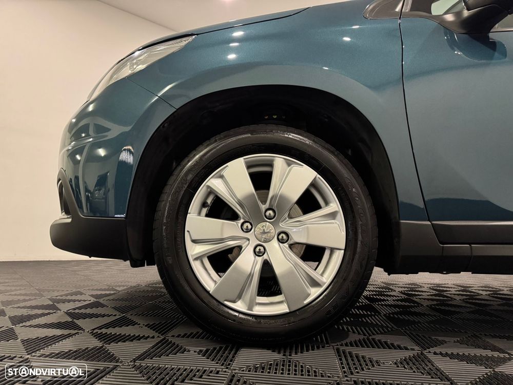 Peugeot 2008 1.6 BlueHDi Style - 11