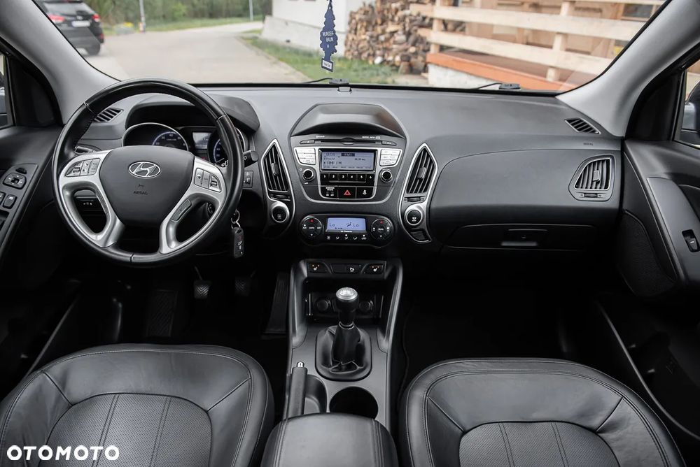 Hyundai ix35 2.0 Premium 2WD - 26