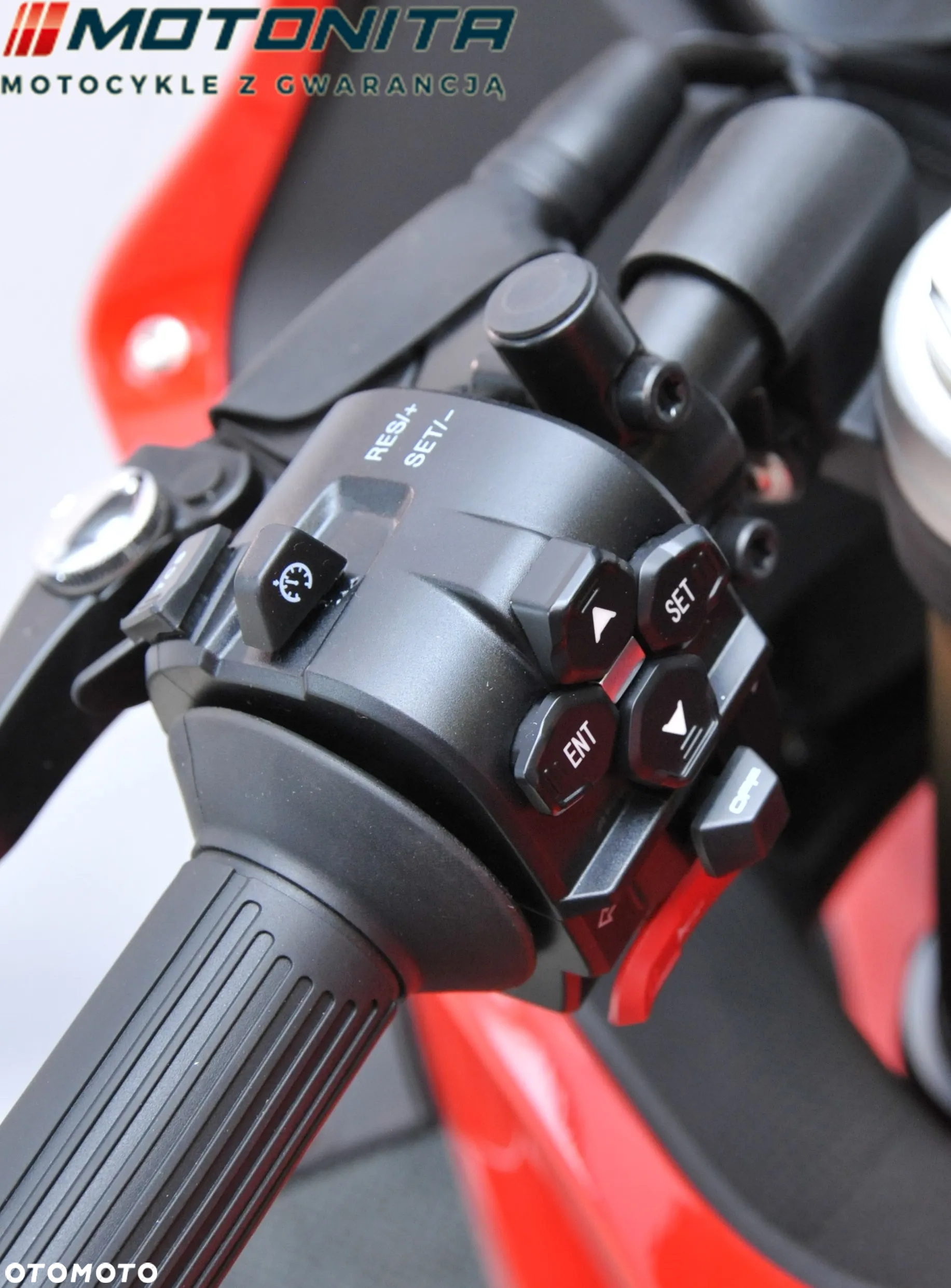 QJMOTOR SRK 800RR - 11