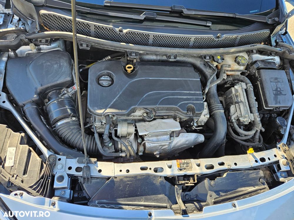 Opel Astra 1.4 Turbo ECOTEC Start/Stop Innovation - 14