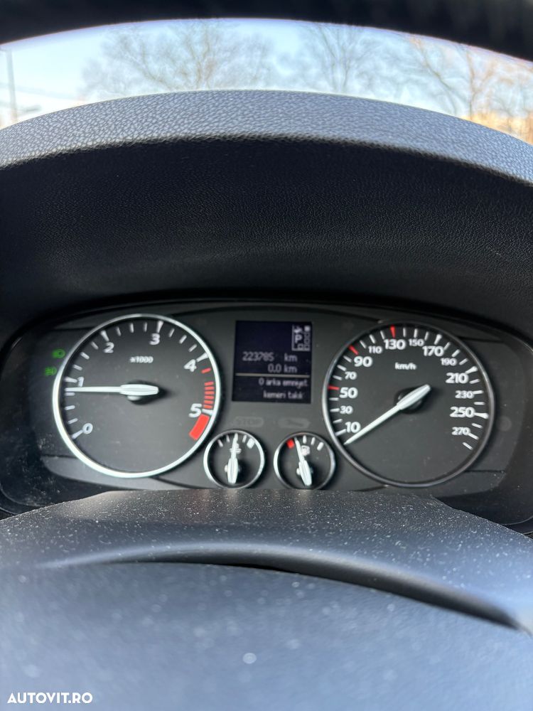 Renault Laguna 2.0 dCi FAP Aut. Initiale - 8