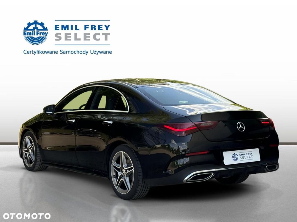 Mercedes-Benz CLA - 4