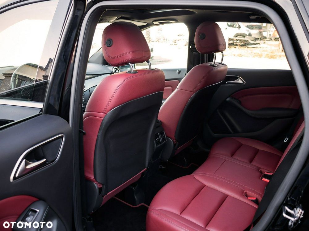 Mercedes-Benz Klasa B 180 (BlueEFFICIENCY) 7G-DCT - 22