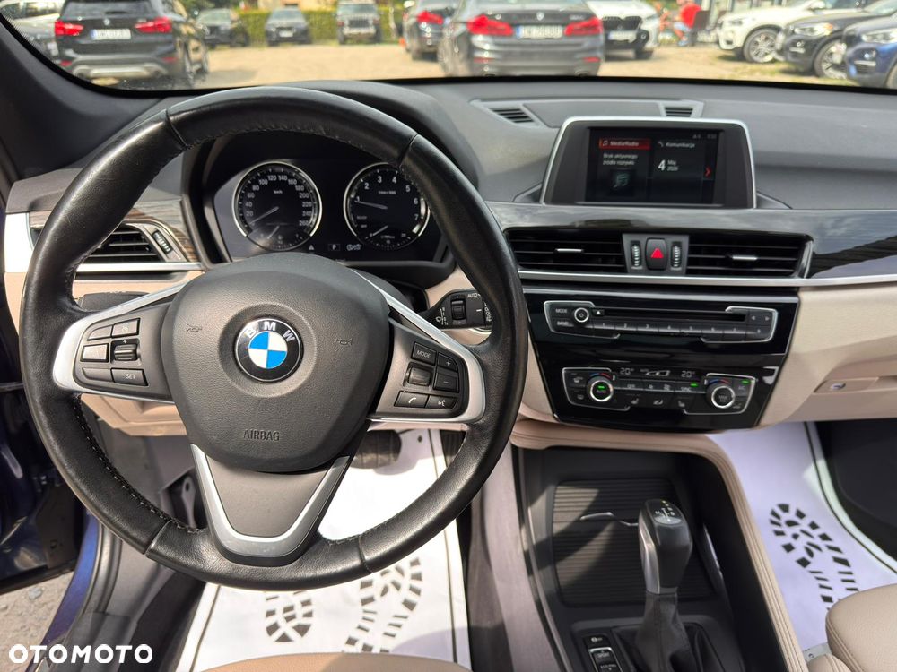 BMW X1 xDrive25i xLine sport - 32