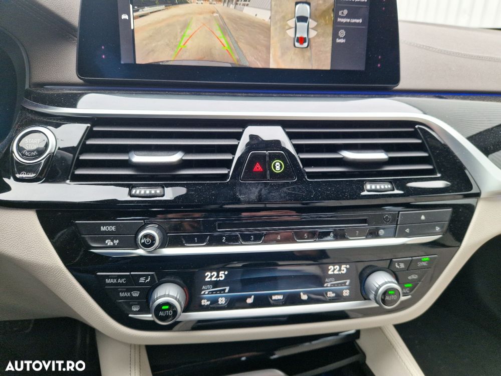BMW Seria 5 540i xDrive AT - 23