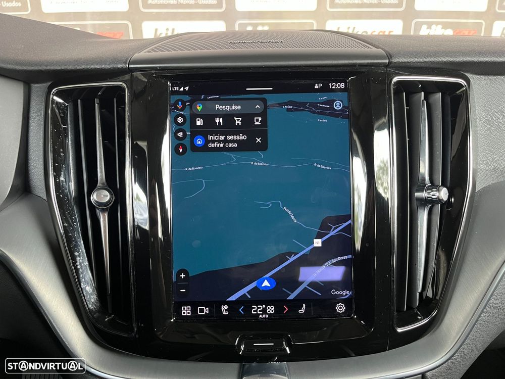 Volvo XC 60 2.0 B4 R-Design Geartronic - 35