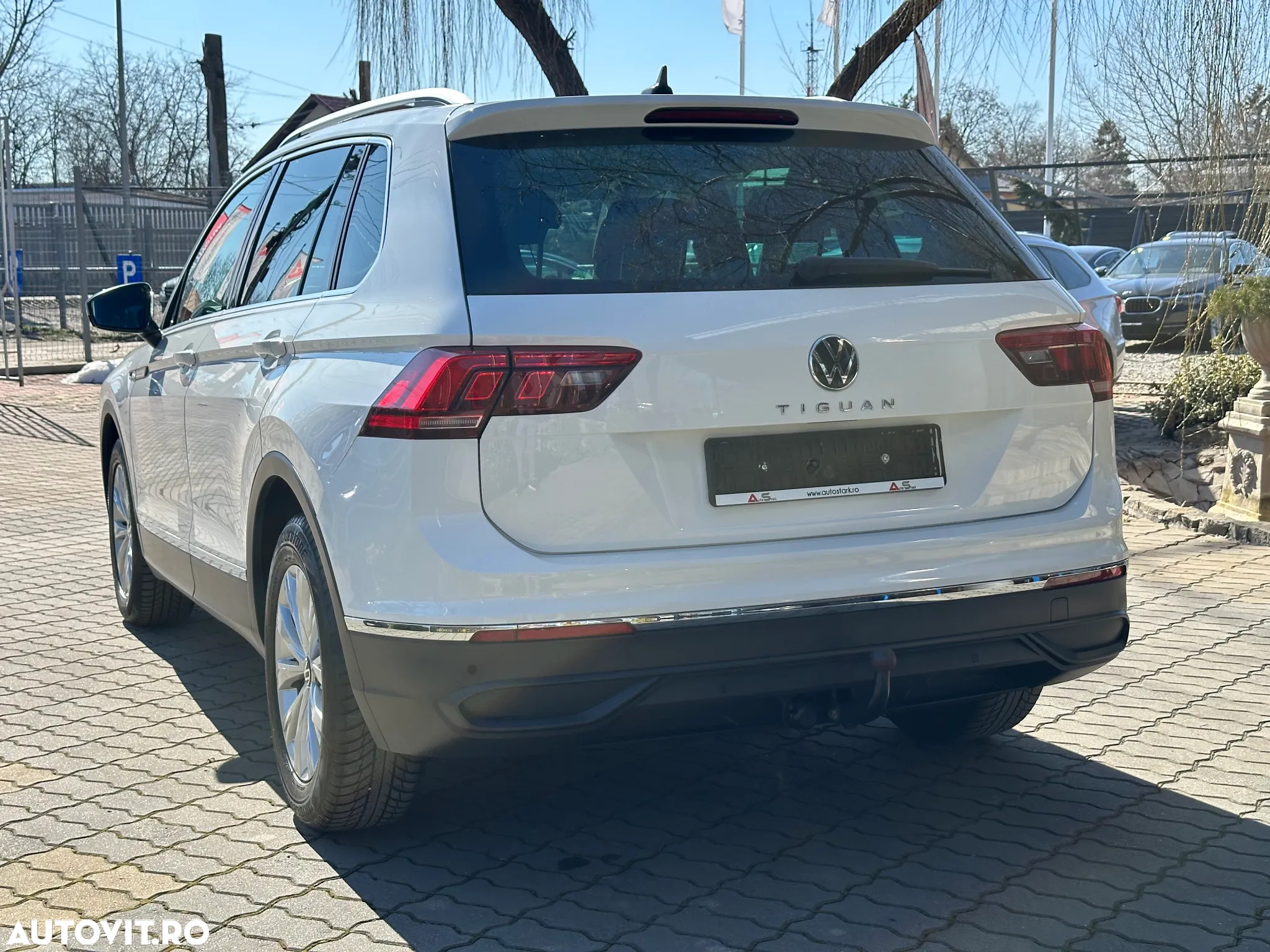 Volkswagen Tiguan 1.5 eTSI OPF DSG Life - 5