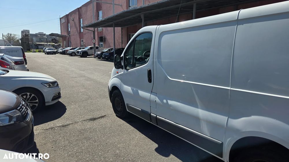 Opel Vivaro - 5