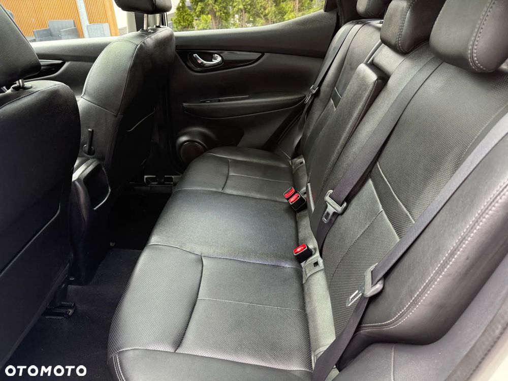 Nissan Qashqai 1.5 dCi DPF acenta - 19