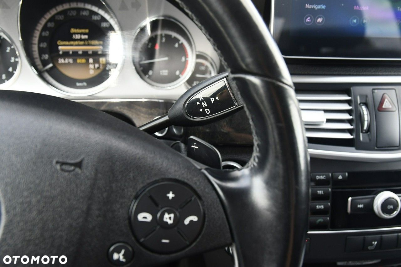 Mercedes-Benz Klasa E - 31