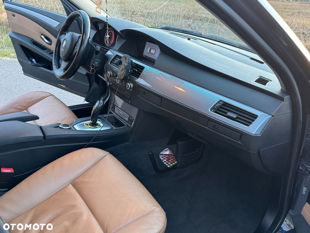 BMW Seria 5 - 18