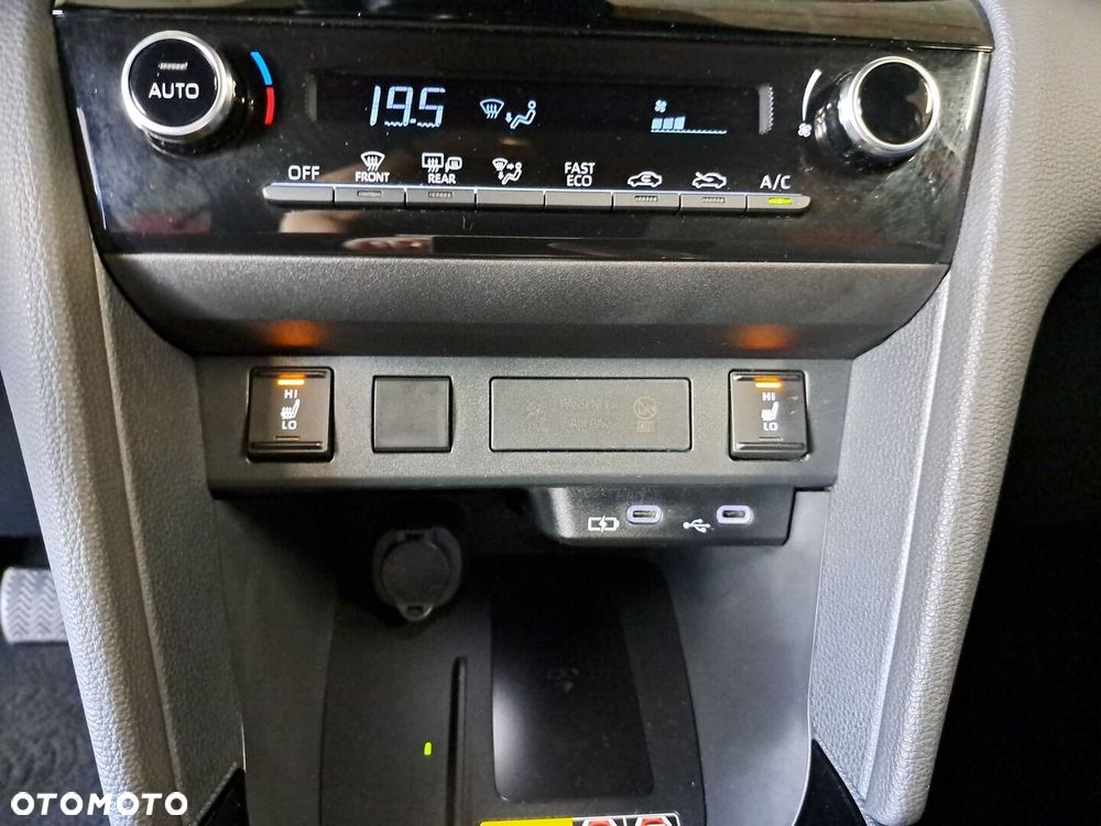 Toyota Yaris Cross Hybrid 1.5 Style - 25